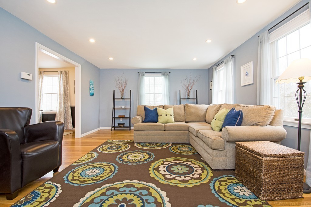 67 Dakin Road Sudbury, MA 01776 - Photo 3 of 30 Gallery Image 3