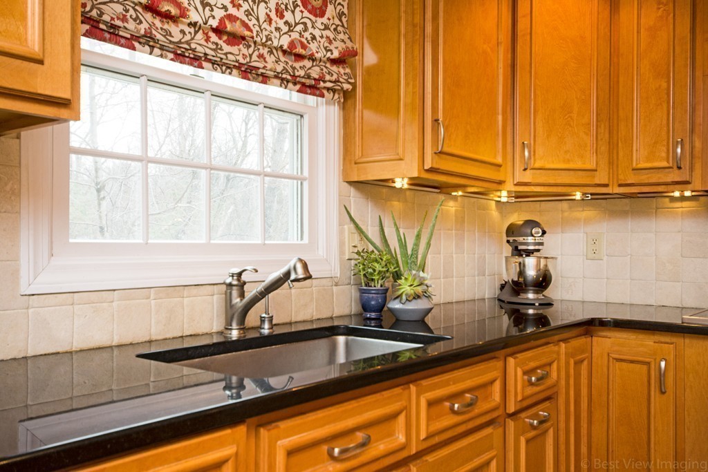 67 Dakin Road Sudbury, MA 01776 - Photo 9 of 30 Gallery Image 9