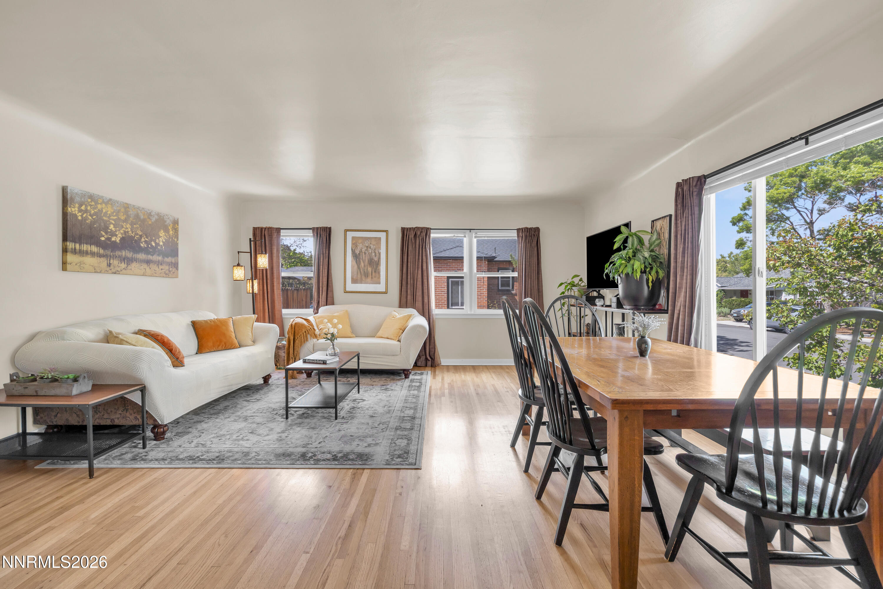 1671 Ordway Avenue Reno, NV 89509 - Photo 11 of 37 21_img_0912