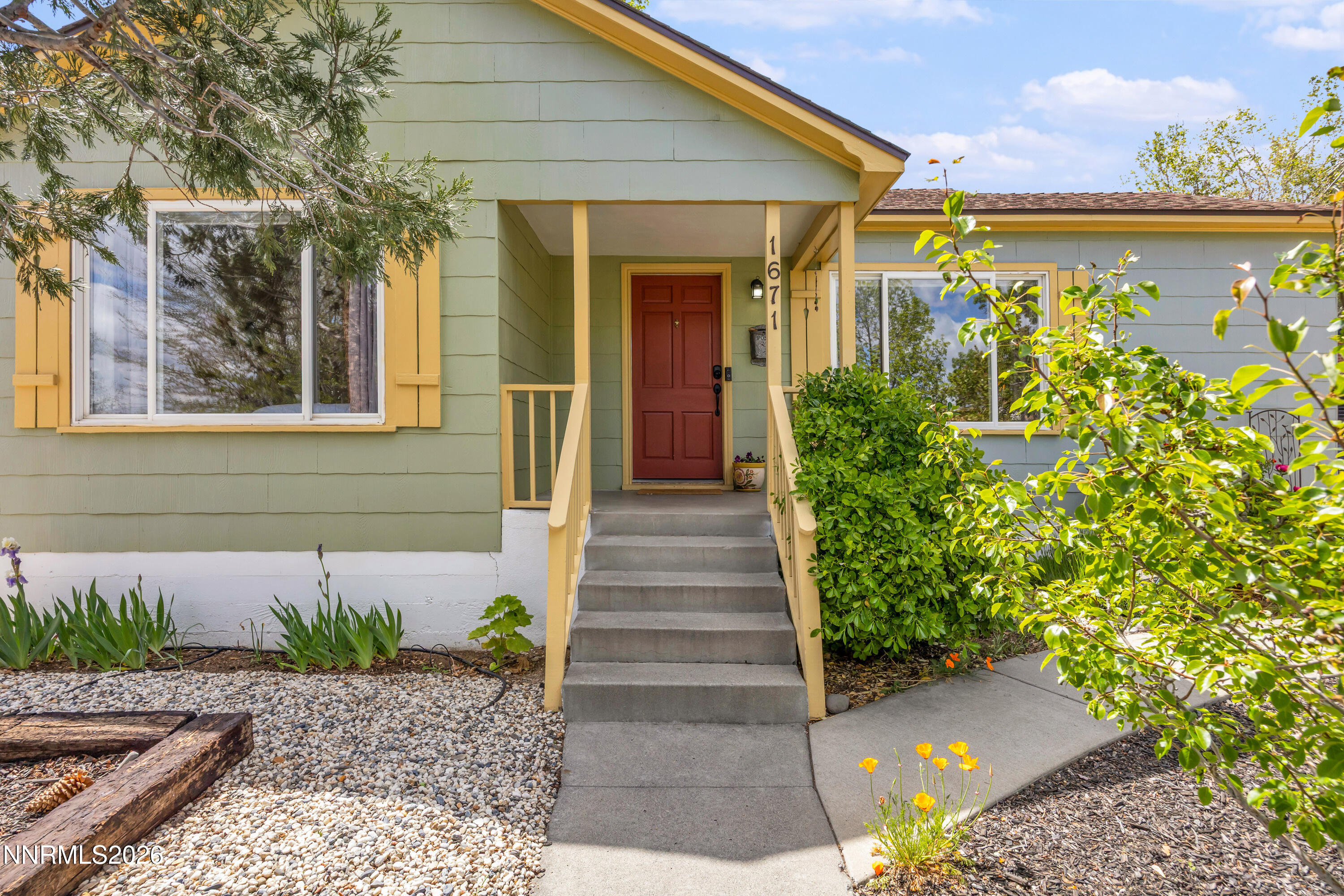 1671 Ordway Avenue Reno, NV 89509 - Photo 2 of 37 18_img_0869