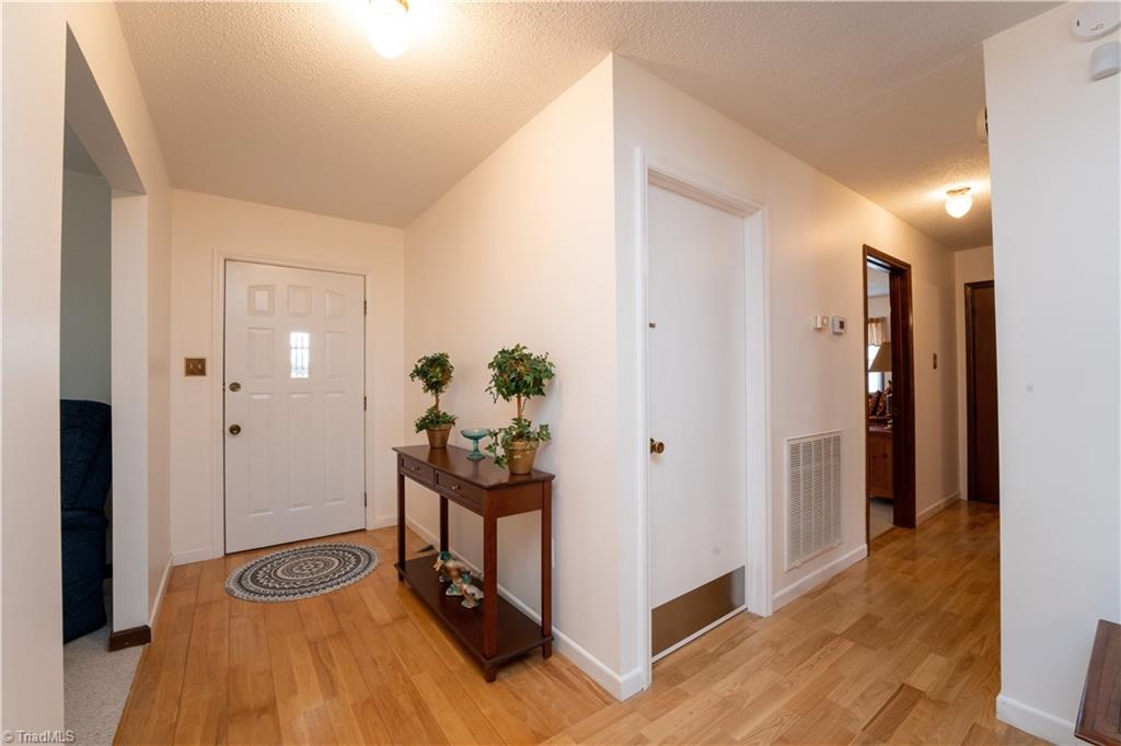 170 Bennett Road Rutherfordton, NC 28139 - Photo 14 of 28 Entry hall way