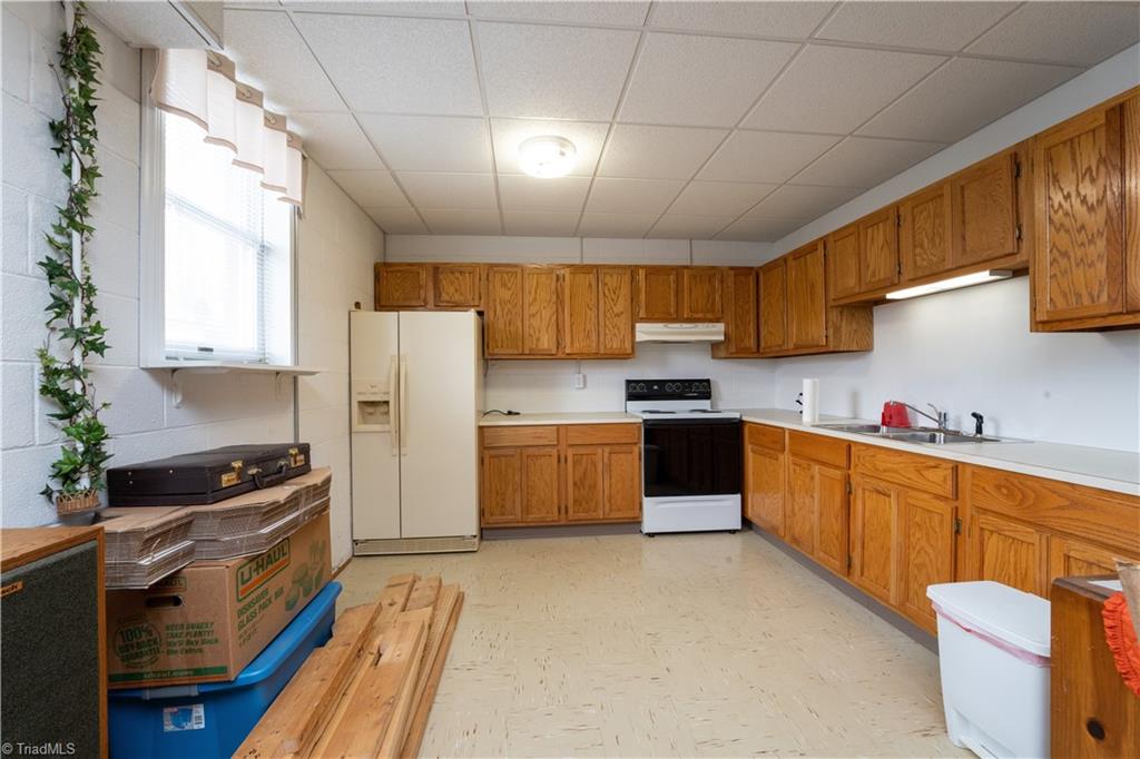 170 Bennett Road Rutherfordton, NC 28139 - Photo 25 of 28 basement kitchen