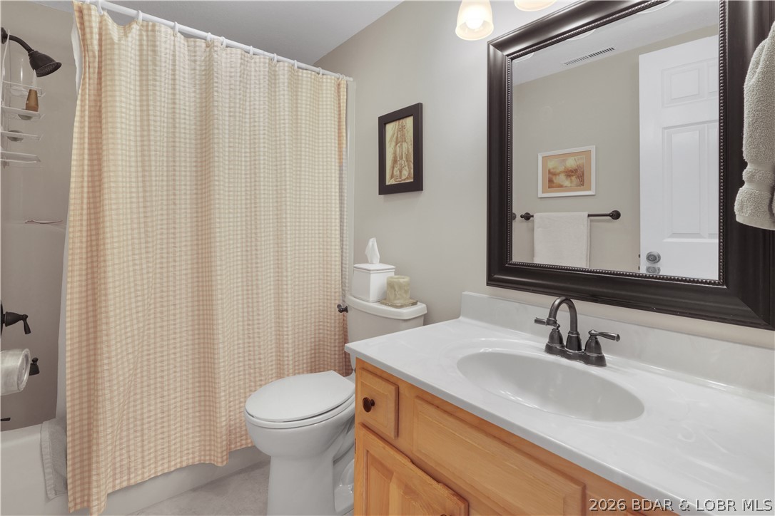 611 Lazy Days Road, Unit D 12 Osage Beach, MO 65065 - Photo 24 of 45 master bath