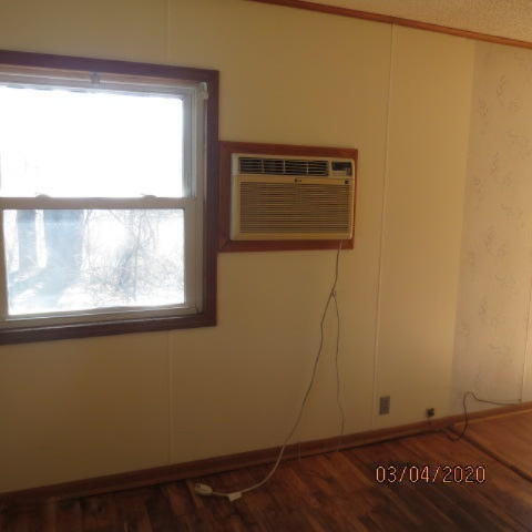 6184 Becht Road Coloma, MI 49038 - Photo 8 of 27 IMG_5575