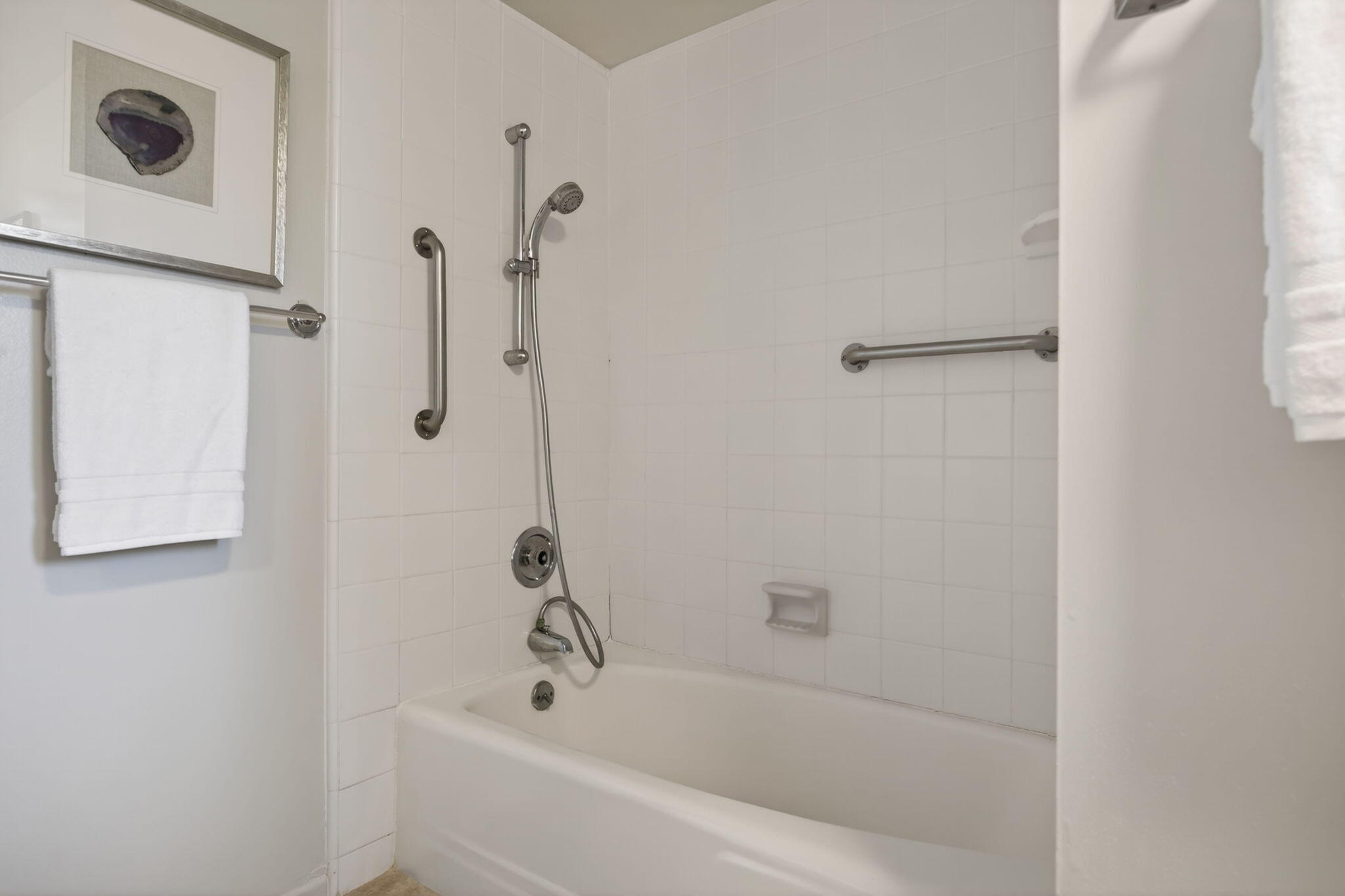 269 Moreton Bay Lane, Unit 2 Goleta, CA 93117 - Photo 31 of 49 34-web-or-mls-UpmarketMedia-268Mor-062