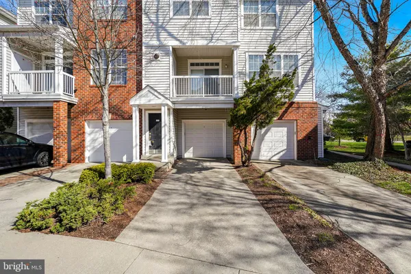 $2,850 | 13070 Marcey Creek Road, Unit 13070, Herndon, VA 20171