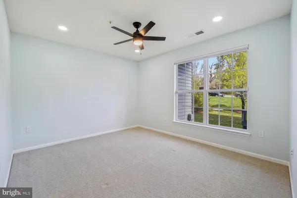 $2,850 | 13070 Marcey Creek Road, Unit 13070, Herndon, VA 20171