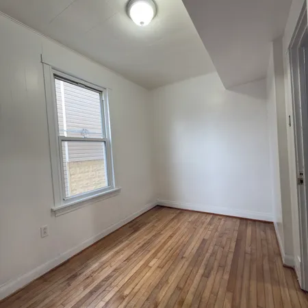 $1,400 | 4232 South California Avenue, Unit 1, Chicago, IL 60632