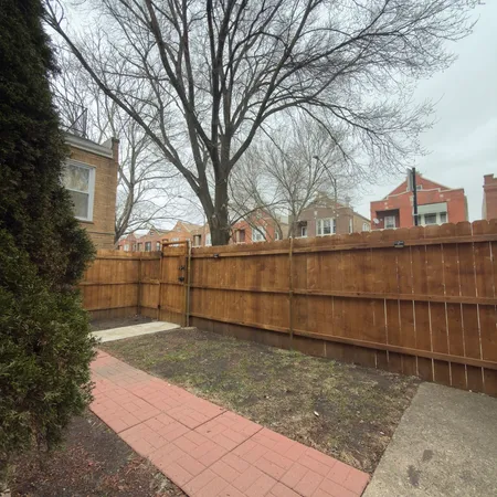 $1,400 | 4232 South California Avenue, Unit 1, Chicago, IL 60632