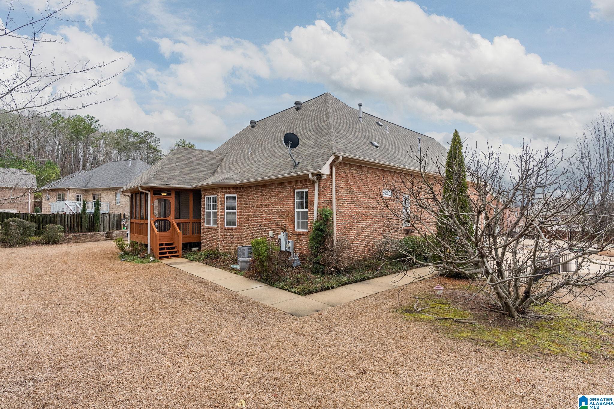 401 Cornwall Drive Alabaster, AL 35114 - Photo 30 of 32