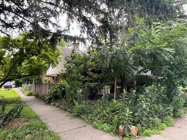 $155,000 | 7825 41st Place, Lyons, IL 60534