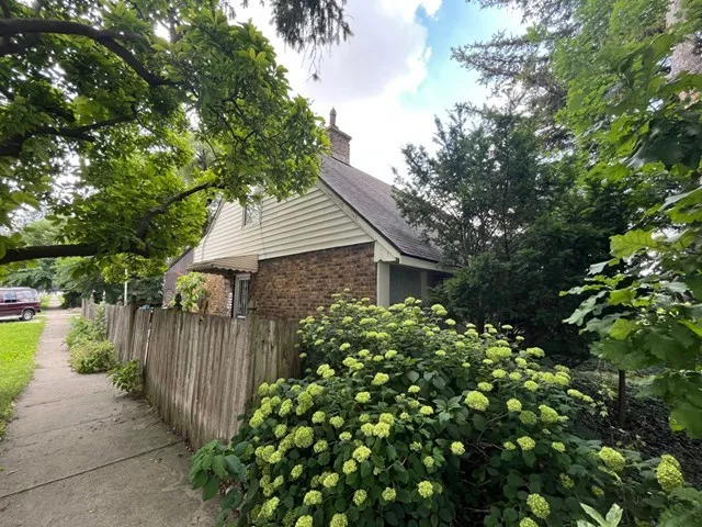 $155,000 | 7825 41st Place, Lyons, IL 60534