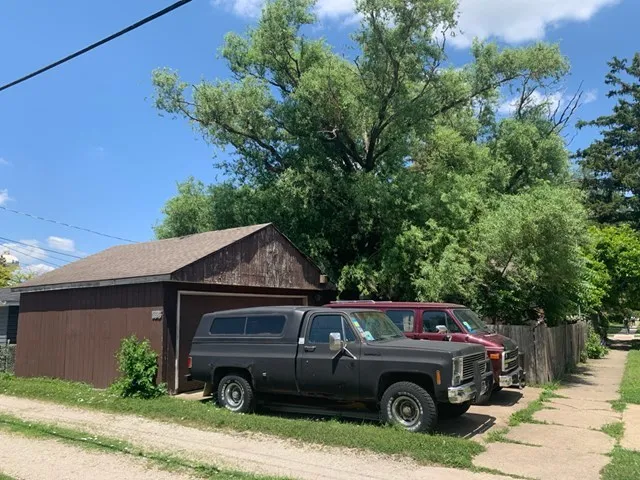 $155,000 | 7825 41st Place, Lyons, IL 60534