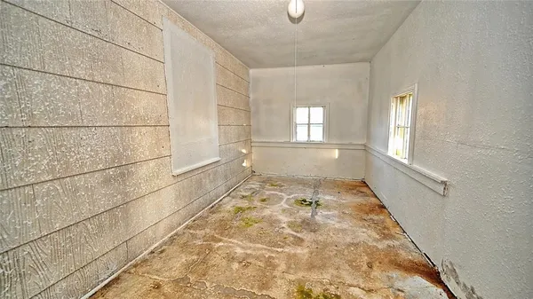 $40,000 | 404 Hall Street, Montague, TX 76251