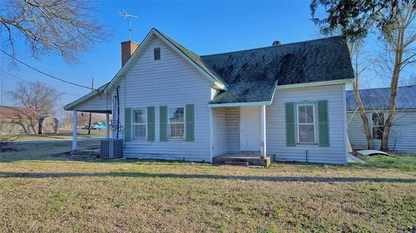 $40,000 | 404 Hall Street, Montague, TX 76251