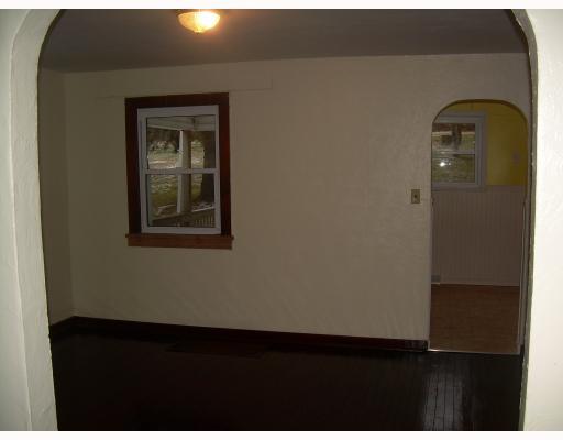 747 Pittsburgh Road Butler, PA 16002 - Photo 4 of 7 Dining Room.