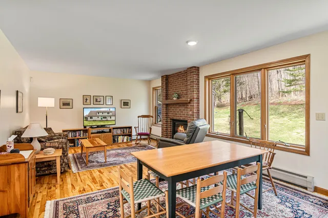 $998,000 | 103 Foxfire Lane, Stowe, VT 05672