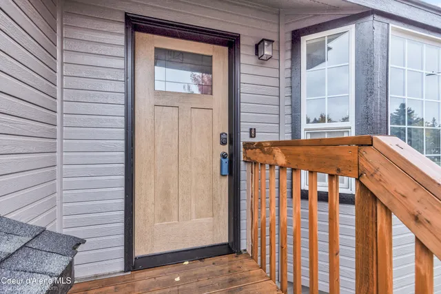 $525,000 | 3202 North 10th Place, Coeur D'Alene, ID 83815