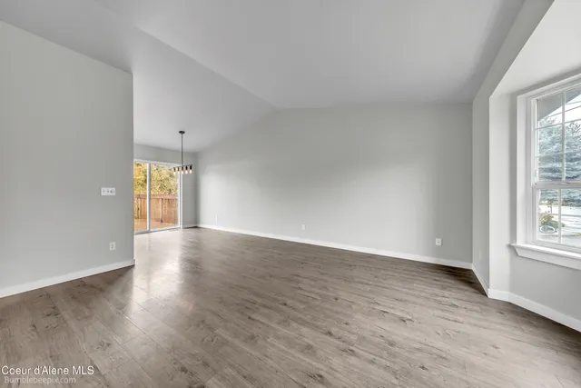 $525,000 | 3202 North 10th Place, Coeur D'Alene, ID 83815