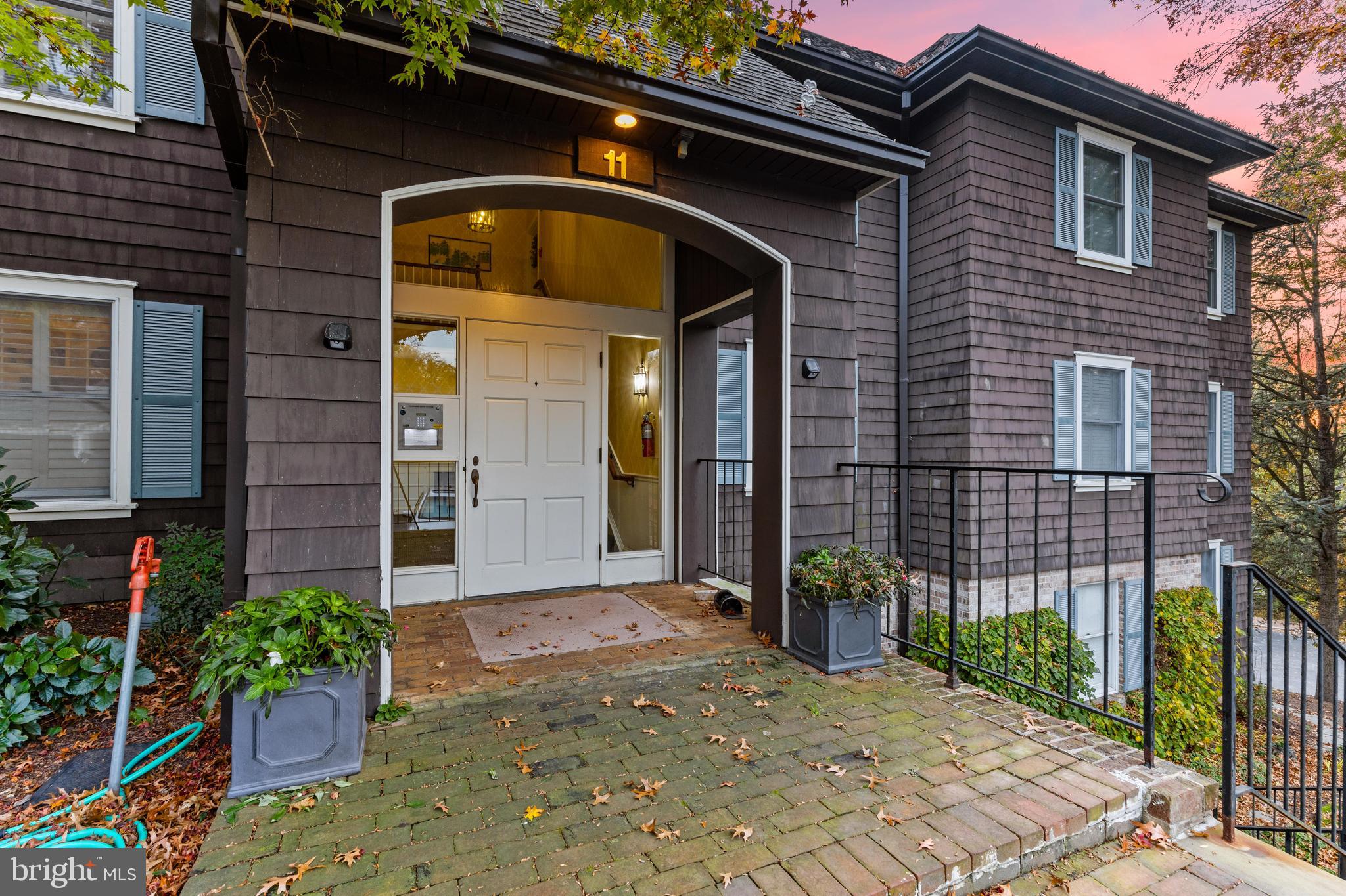 11 Devon Hill Road, Unit B9 Baltimore, MD 21210 - Photo 1 of 41 Gallery Image 1