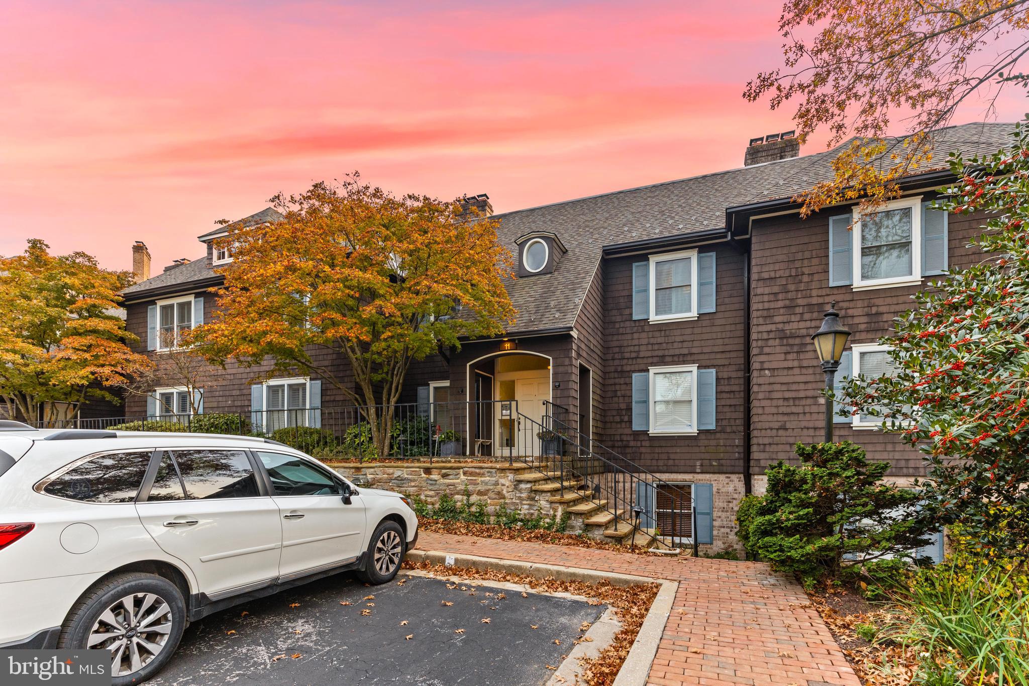 11 Devon Hill Road, Unit B9 Baltimore, MD 21210 - Photo 2 of 41 Gallery Image 2