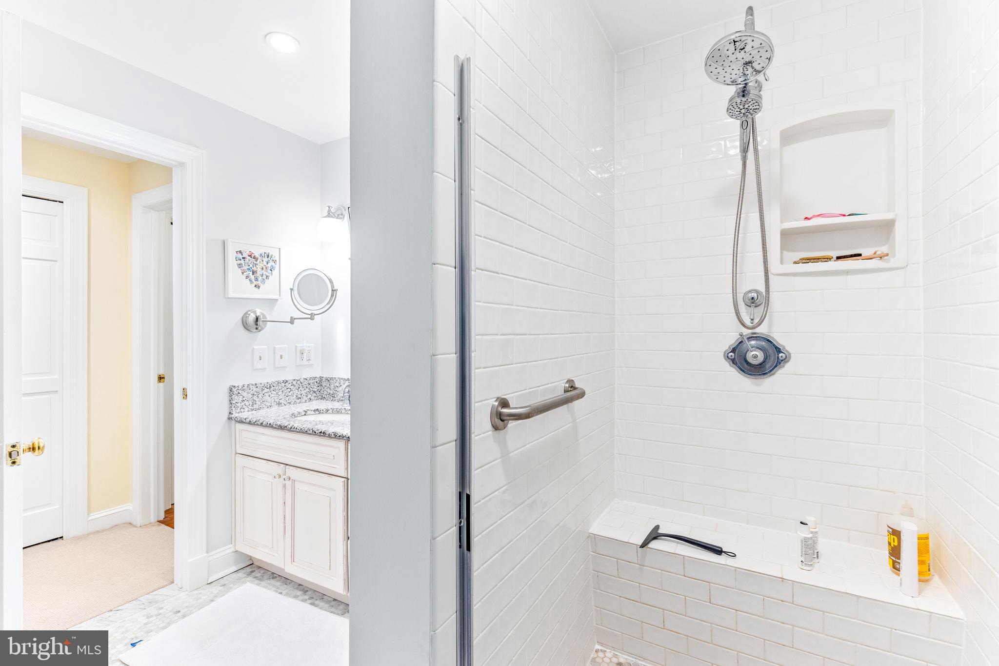 11 Devon Hill Road, Unit B9 Baltimore, MD 21210 - Photo 27 of 41 Gallery Image 27