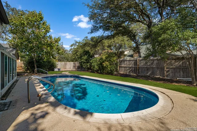 $384,900 | 12918 Queens Forest Street, San Antonio, TX 78230