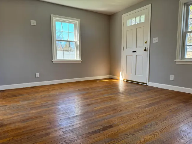 $2,000 | 1567 Paule Avenue, Manchester, NH 03104