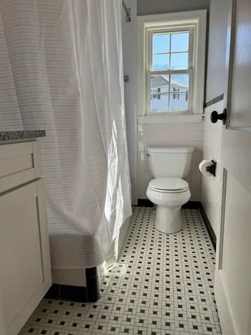 $2,000 | 1567 Paule Avenue, Manchester, NH 03104