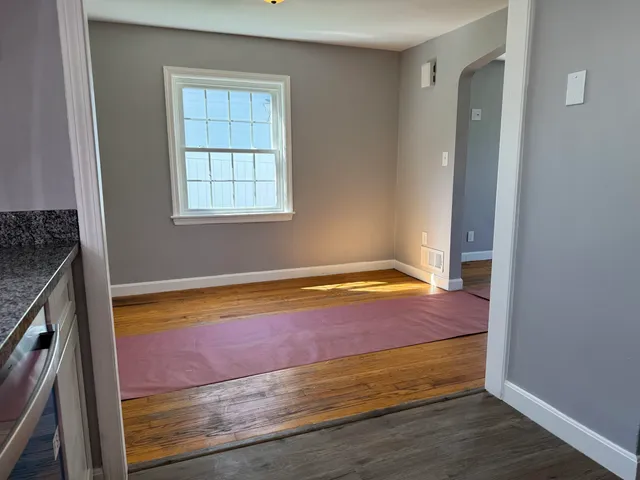 $2,000 | 1567 Paule Avenue, Manchester, NH 03104