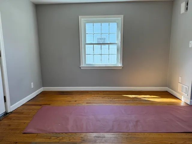 $2,000 | 1567 Paule Avenue, Manchester, NH 03104