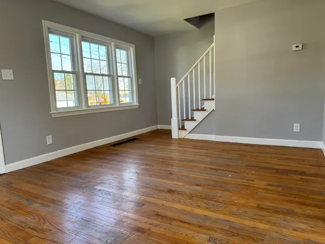 $2,000 | 1567 Paule Avenue, Manchester, NH 03104