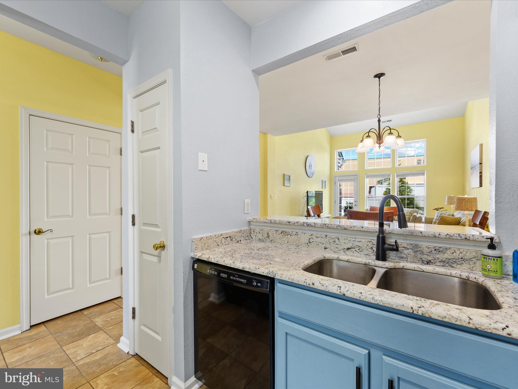 17 Thornberry Road, Unit 7 Millville, DE 19967 - Photo 8 of 46