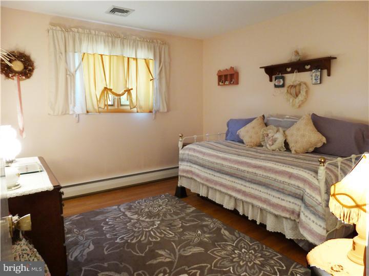 1256 Beverly Road Warminster, PA 18974 - Photo 14 of 23 Bedroom 3
