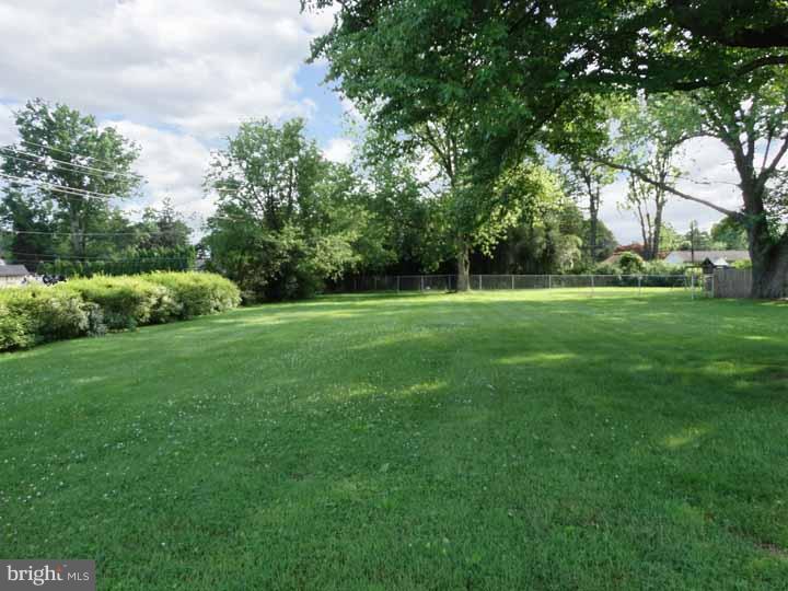 1256 Beverly Road Warminster, PA 18974 - Photo 20 of 23