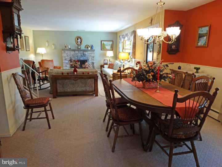 1256 Beverly Road Warminster, PA 18974 - Photo 5 of 23 Dining Room