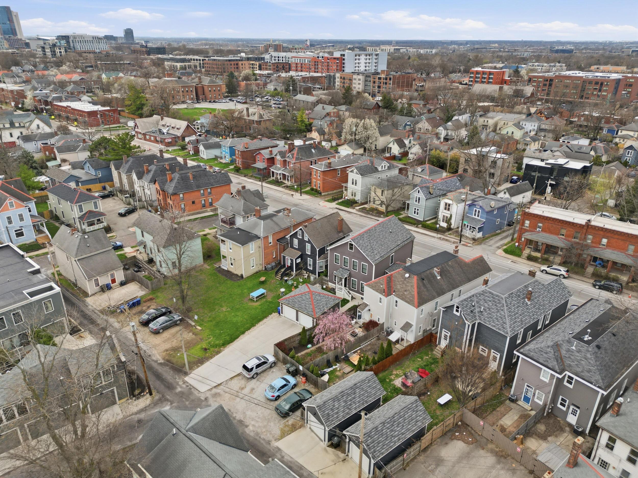 1102 Summit Street Columbus, OH 43201 - Photo 38 of 44 38_dji_0034