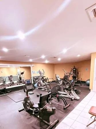 $159,999 | 105 Royal Park Drive, Unit 3A, Oakland Park, FL 33309