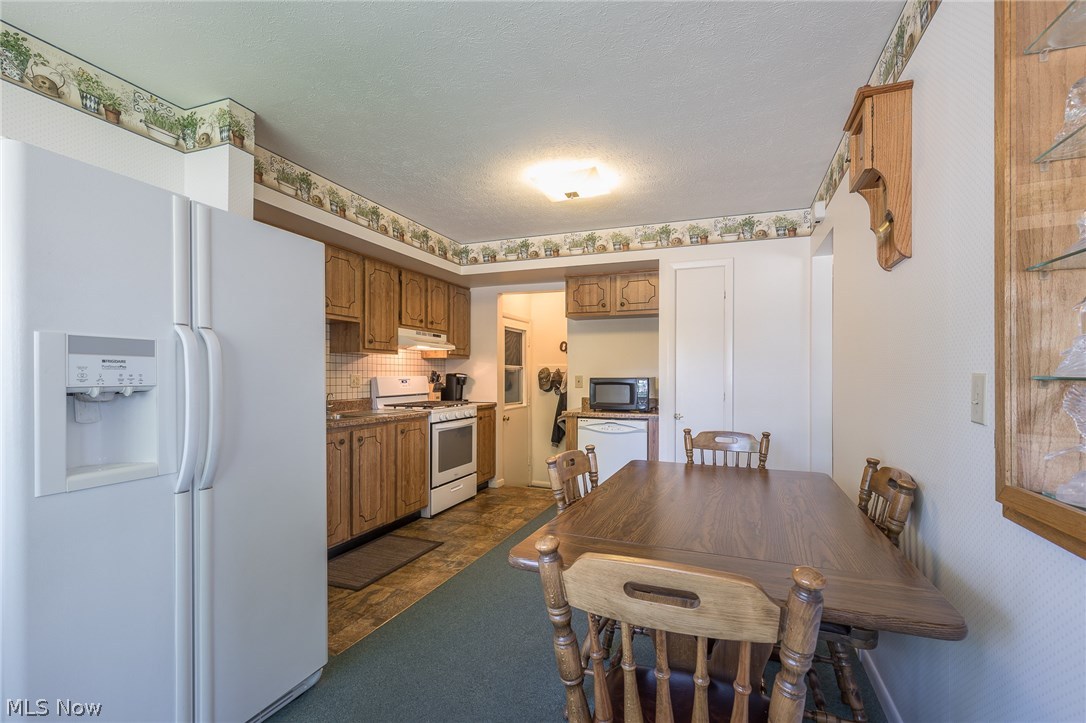 30856 Harrison Road Wickliffe, OH 44092 - Photo 4 of 20 Gallery Image 4