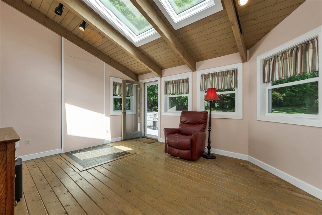 29 Trickett Road Lynnfield, MA 01940 - Photo 12 of 38