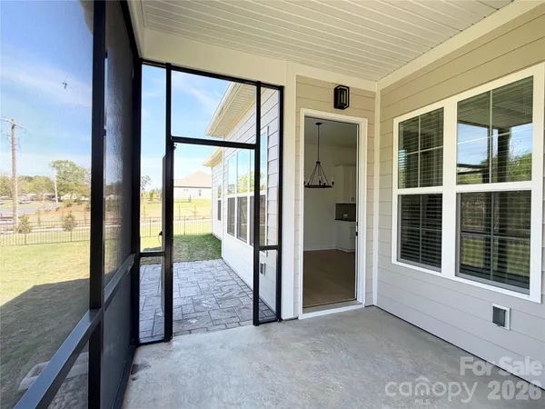 $579,000 | 6853 Glen Abbey Lane, Unit 8, Mount Pleasant, NC 28124