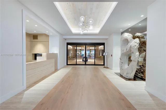 $2,100,000 | 2301 Collins Avenue, Unit PH22, Miami Beach, FL 33139