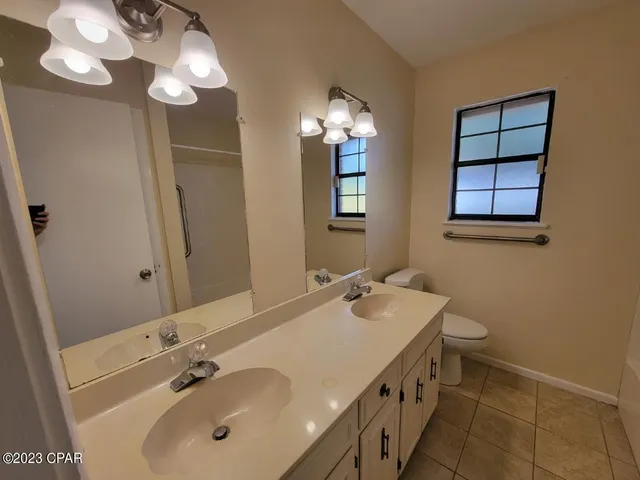 $2,000 | 738 Oak Avenue, Panama City, FL 32401