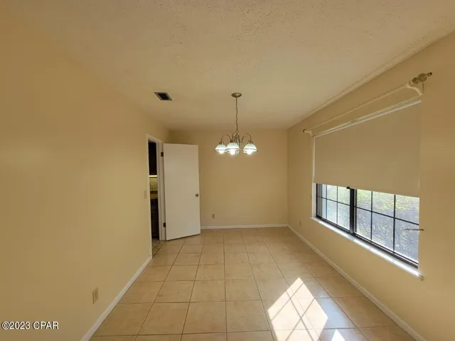 $2,000 | 738 Oak Avenue, Panama City, FL 32401