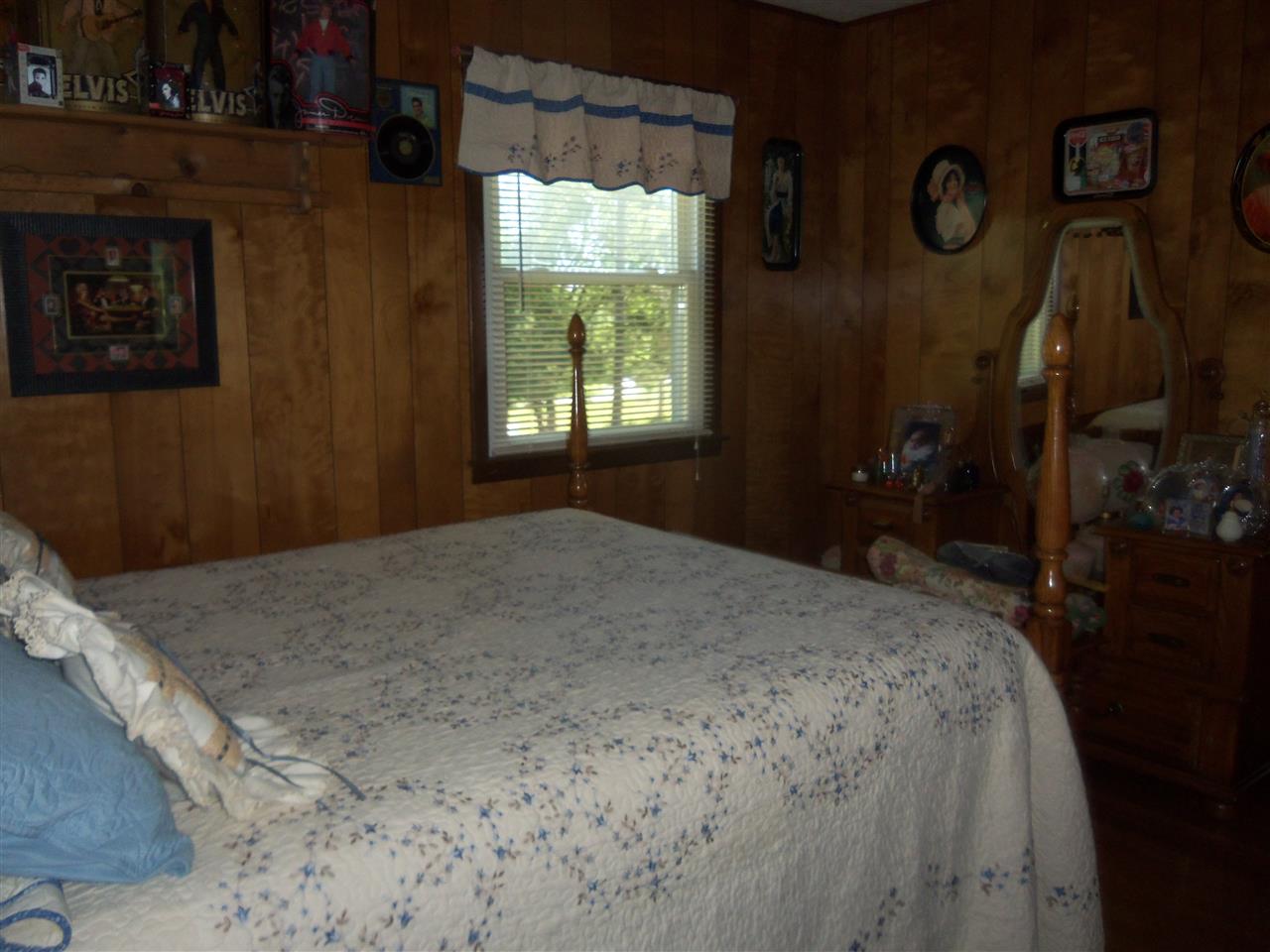 809 Bailey Scales Road Bedford, IN 47421 - Photo 10 of 15
