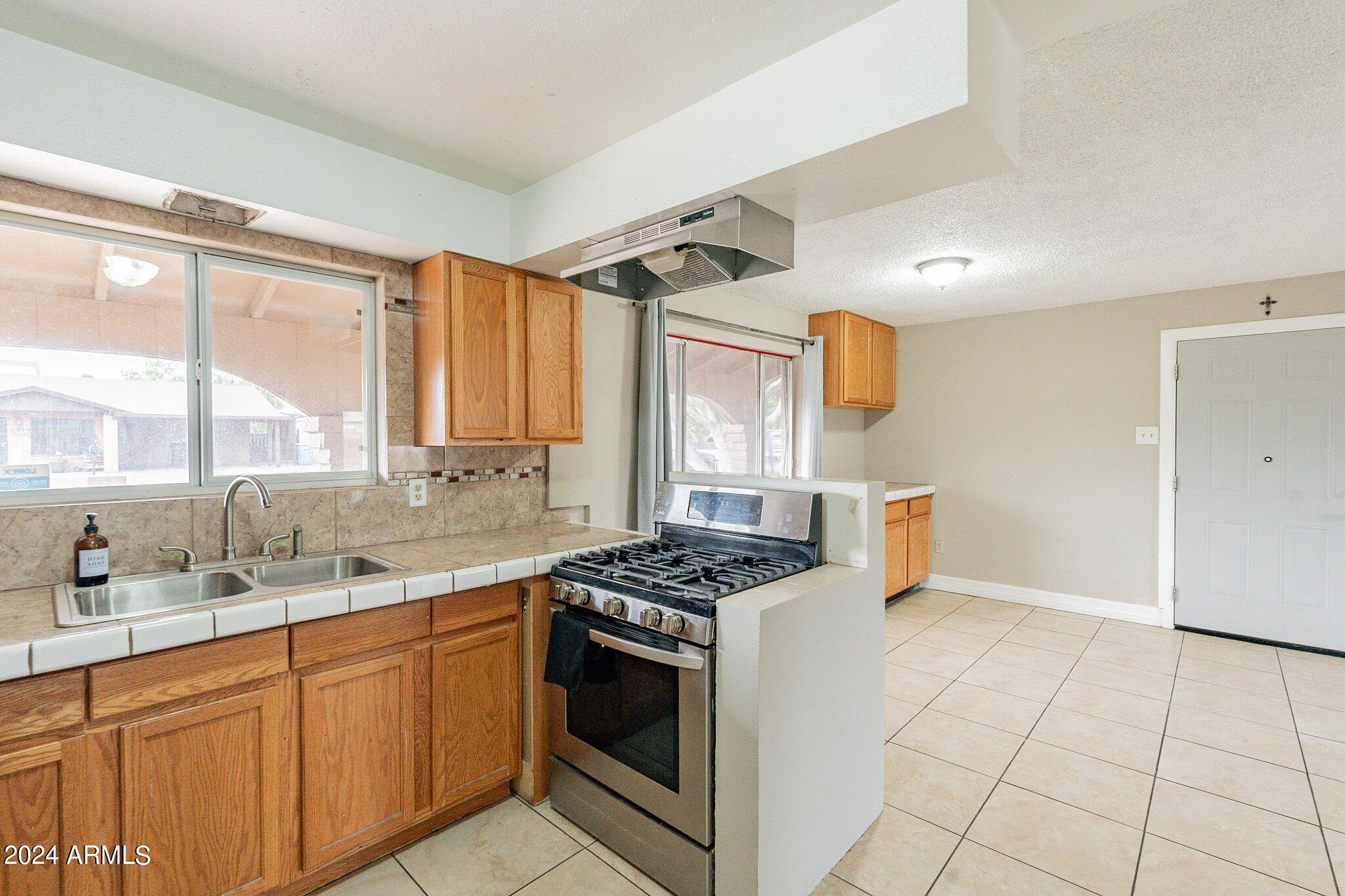 5312 West Granada Road Phoenix, AZ 85035 - Photo 20 of 41 18-web-or-mls-Granada-HD-18
