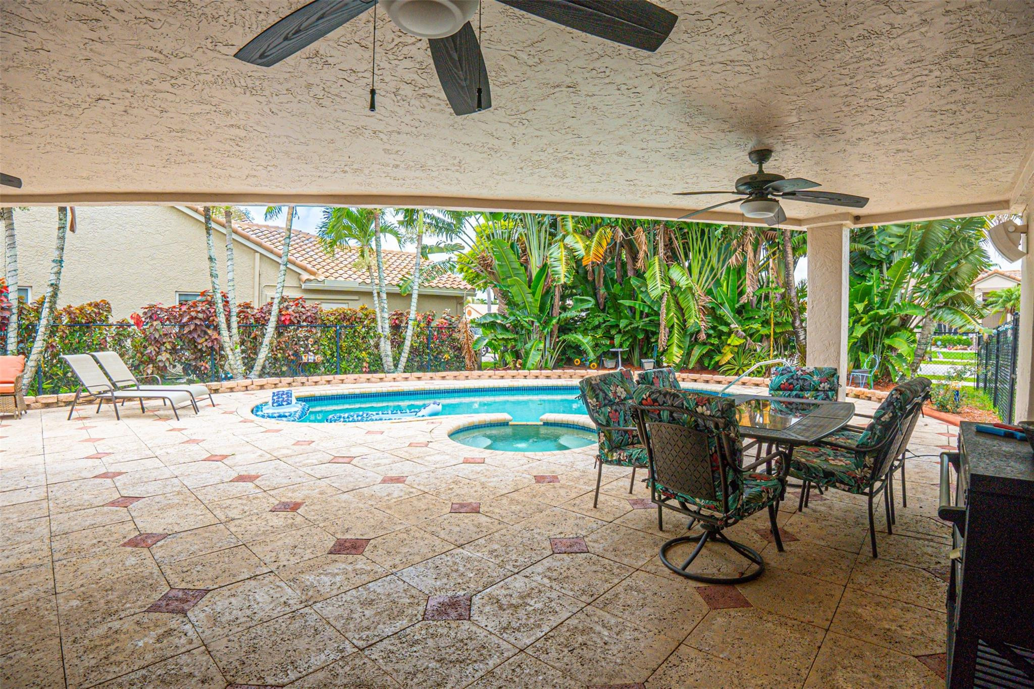9760 Ridge Walk Court Davie, FL 33328 - Photo 36 of 40 Photo 36