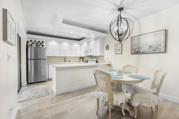 $2,600 | 5674 Southeast Riverboat Drive, Unit 131, Stuart, FL 34997