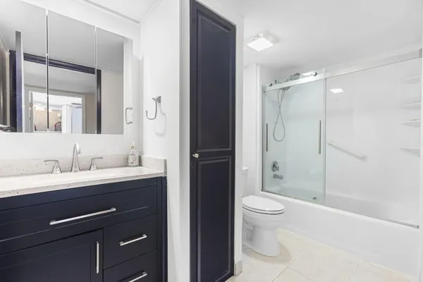 $2,600 | 5674 Southeast Riverboat Drive, Unit 131, Stuart, FL 34997