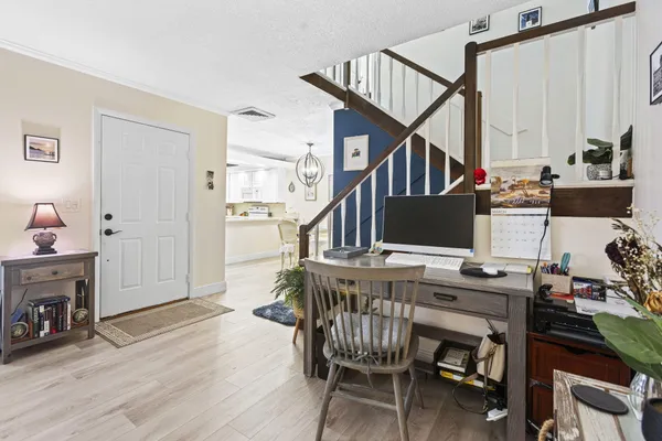 $2,600 | 5674 Southeast Riverboat Drive, Unit 131, Stuart, FL 34997